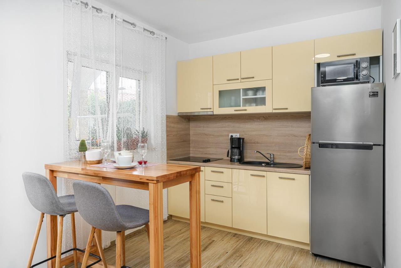 Apartments Vesna Vodice Room photo