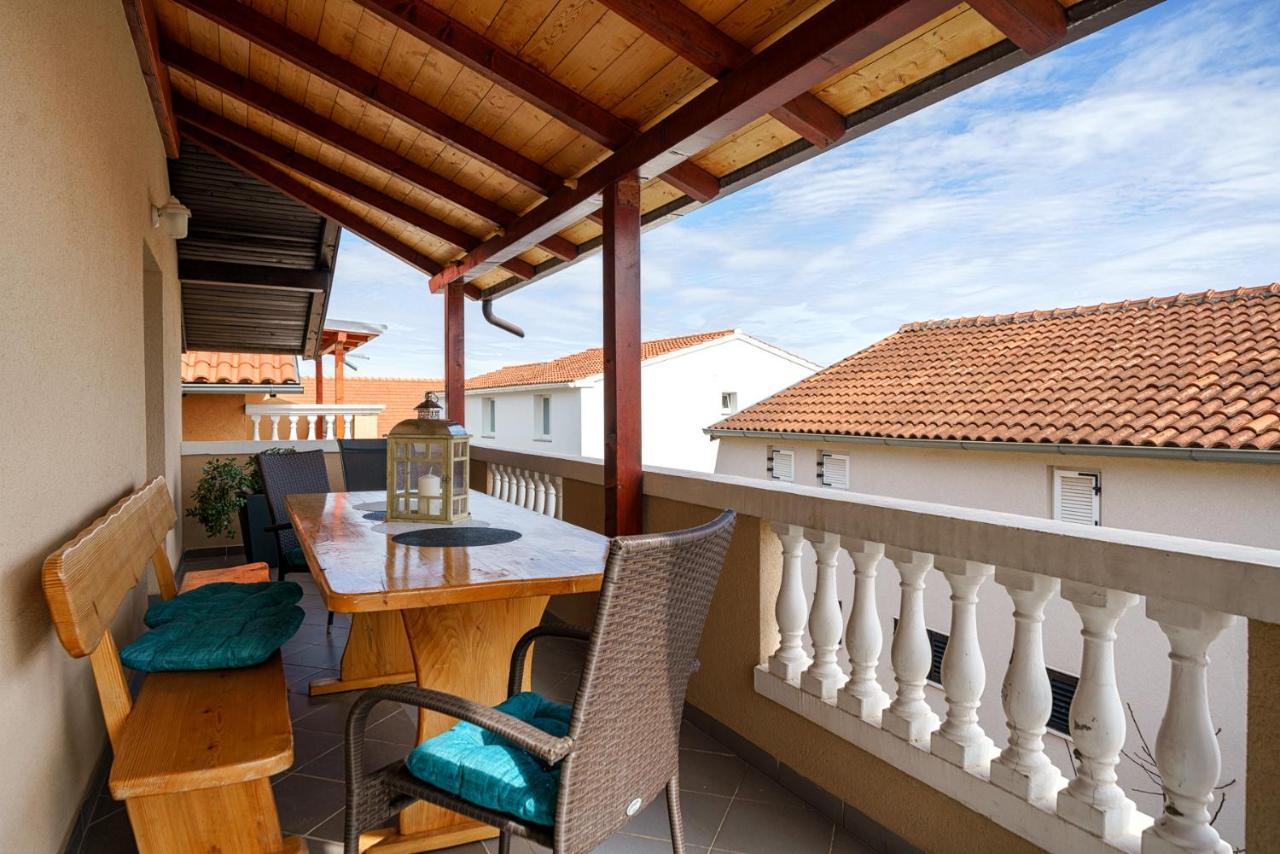 Apartments Vesna Vodice Exterior photo