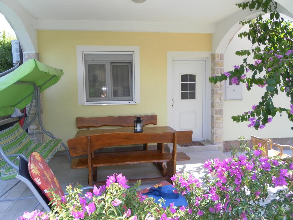 Apartments Vesna Vodice Exterior photo